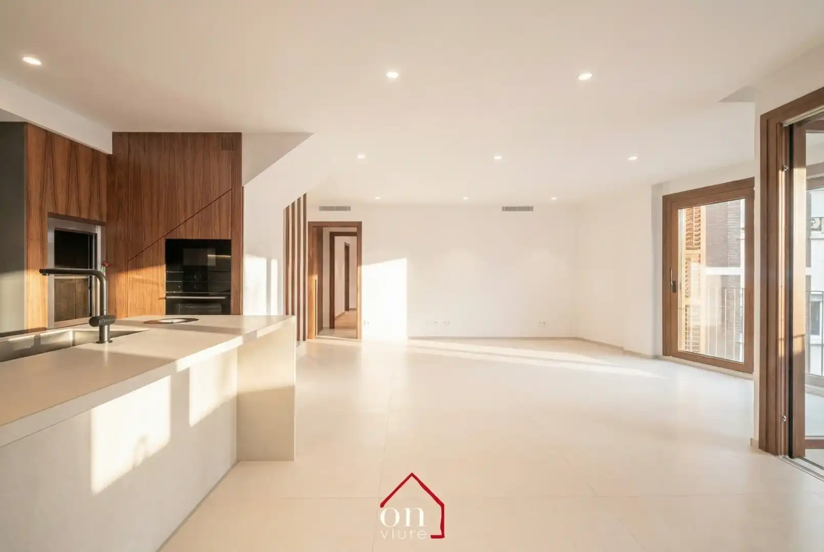 Sala d'estar de Pis en venda en Sant Cugat del Vallès amb Aire condicionat, Calefacció i Parquet