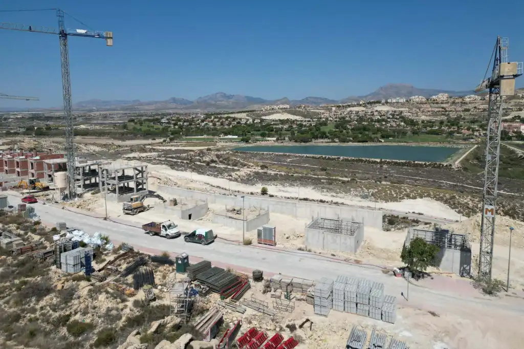 Casa o chalet en venta en El Campello con Terraza y Balcón