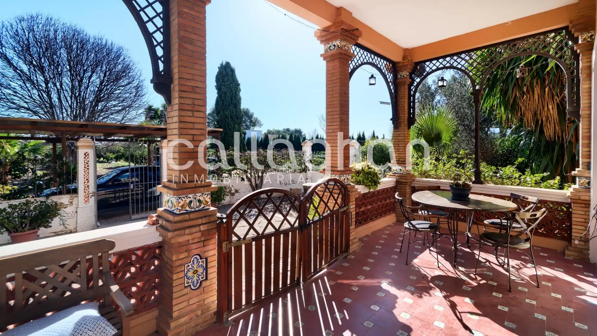 Terrassa de Casa o xalet en venda en Manises amb Aire condicionat, Calefacció i Jardí privat