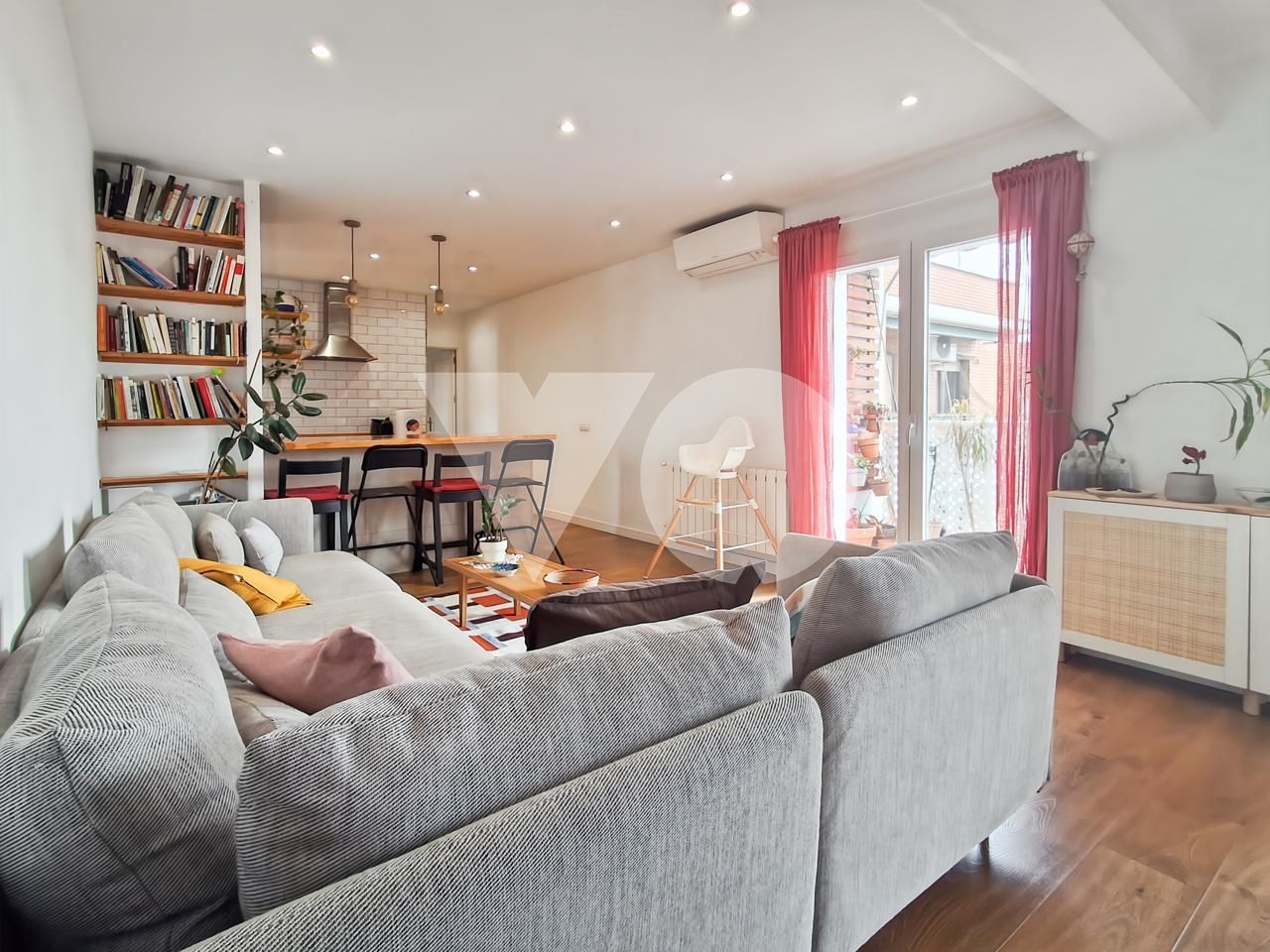 Sala de estar de Piso en venta en  Madrid Capital con Aire acondicionado, Calefacción y Terraza