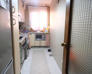 Kitchen of Flat for sale in  Sevilla Capital