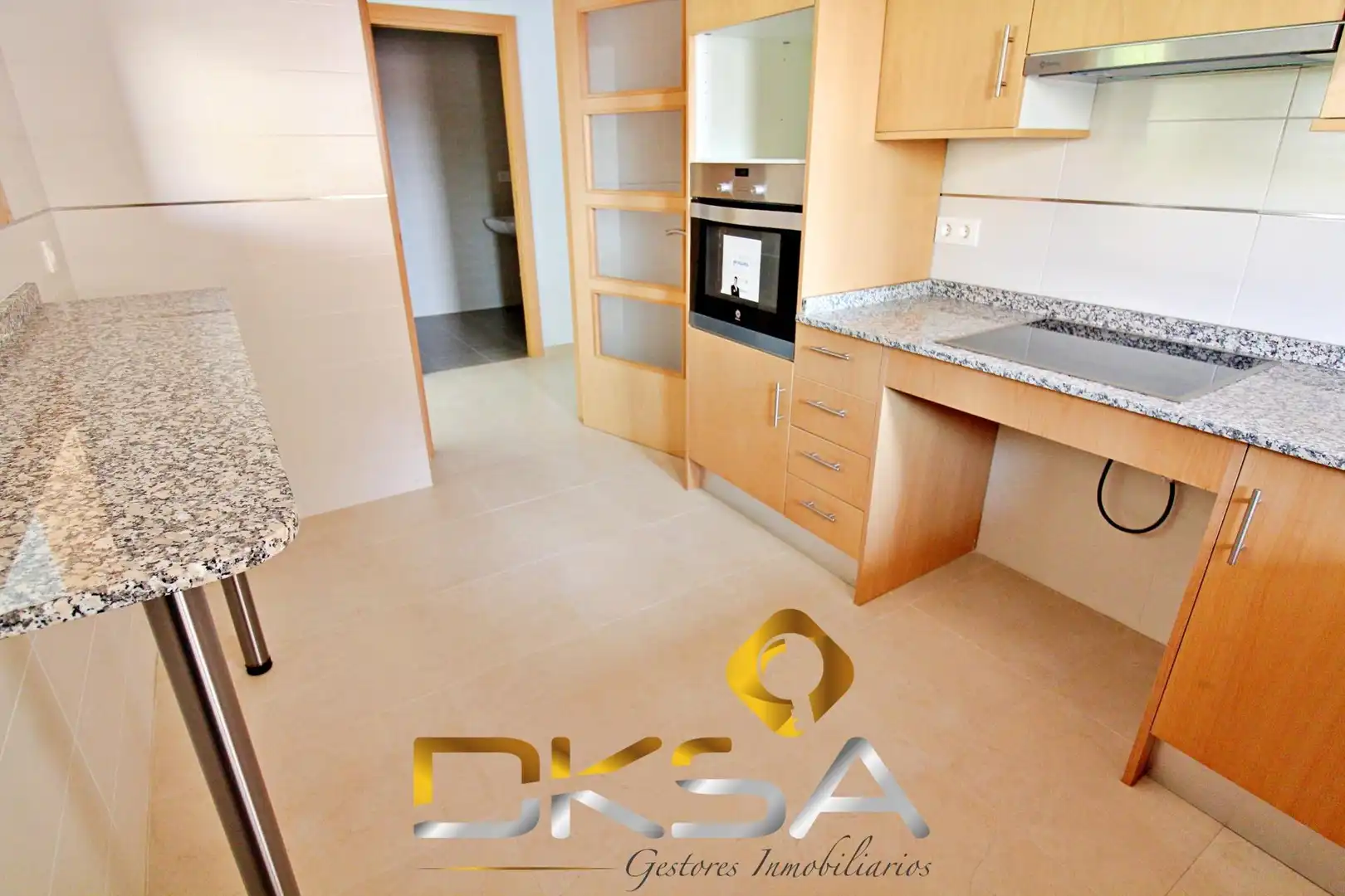 Cuina de Planta baixa en venda en Oropesa del Mar / Orpesa amb Jardí privat, Terrassa i Piscina comunitària