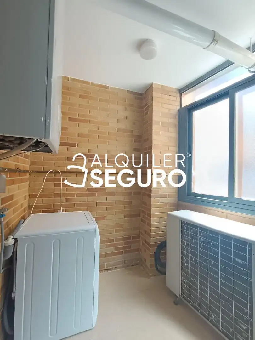 Flat for rent in Parla  with Air Conditioner, Heating and Terrace