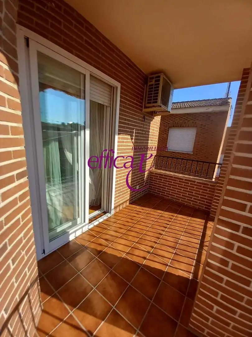 Casa o xalet en venda en Torrijos amb Aire condicionat, Calefacció i Piscina