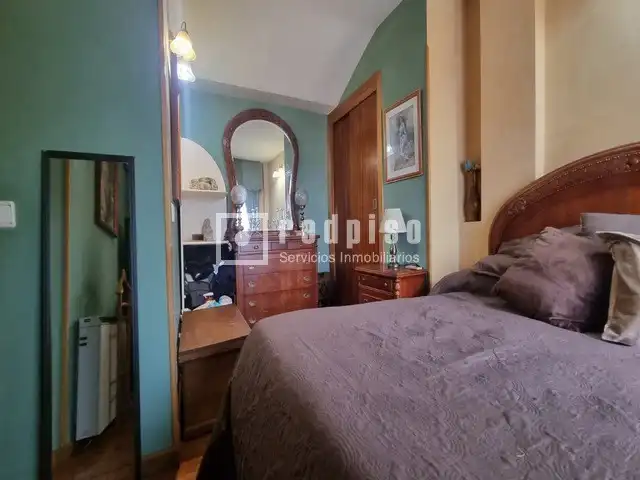 Dormitori de Casa o xalet en venda en Colmenar Viejo amb Aire condicionat, Calefacció i Jardí privat
