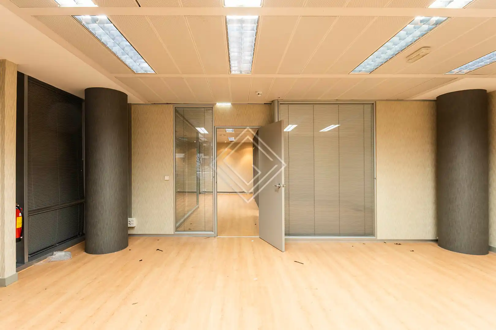 Office space with lift to rent in Avenida de Bruselas, imagen 37
