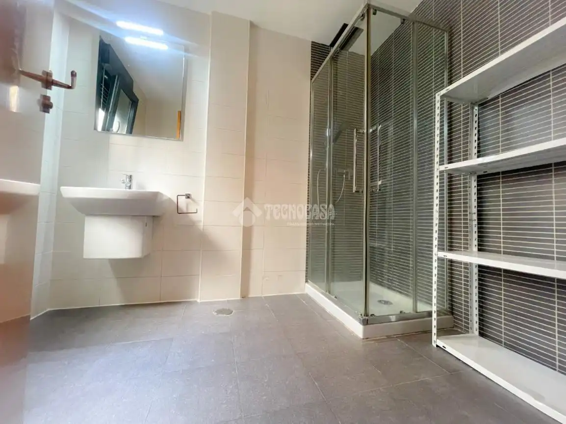 Bathroom of Flat for sale in Guadarrama  with Heating, Storage room and Balcony