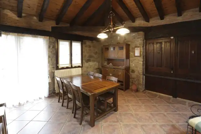Comedor de Finca rústica en venta en Elgoibar con Calefacción, Jardín privado y Terraza