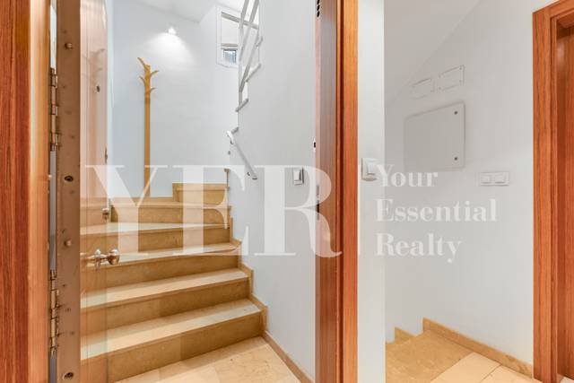 Ático en Alquiler en Carrer Poeta Quintana, 15 en Mercado