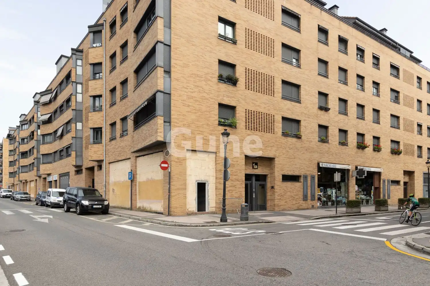 Locale commerciale in vendita a MENDEURREN ETORBIDEA