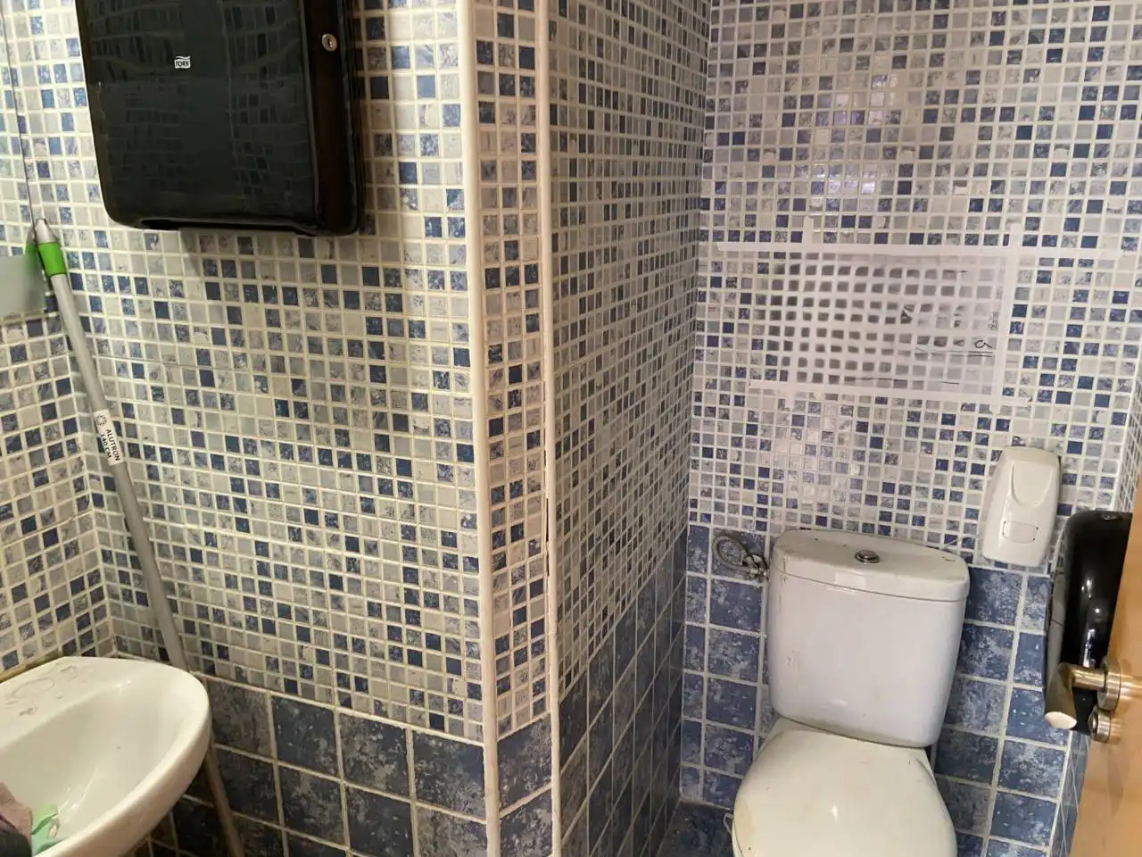 Local commercial à vendre à Centro - Casco antiguo, imagen 9