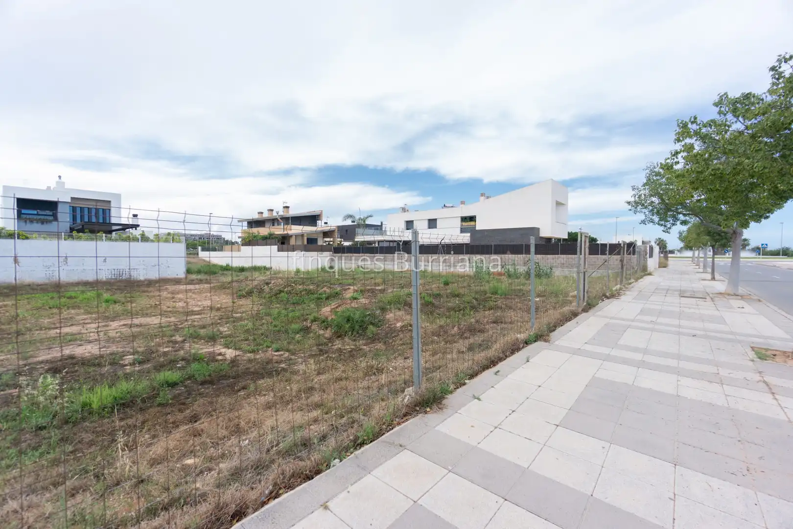 Terreny residencial en venda a Piscinas, imagen 3