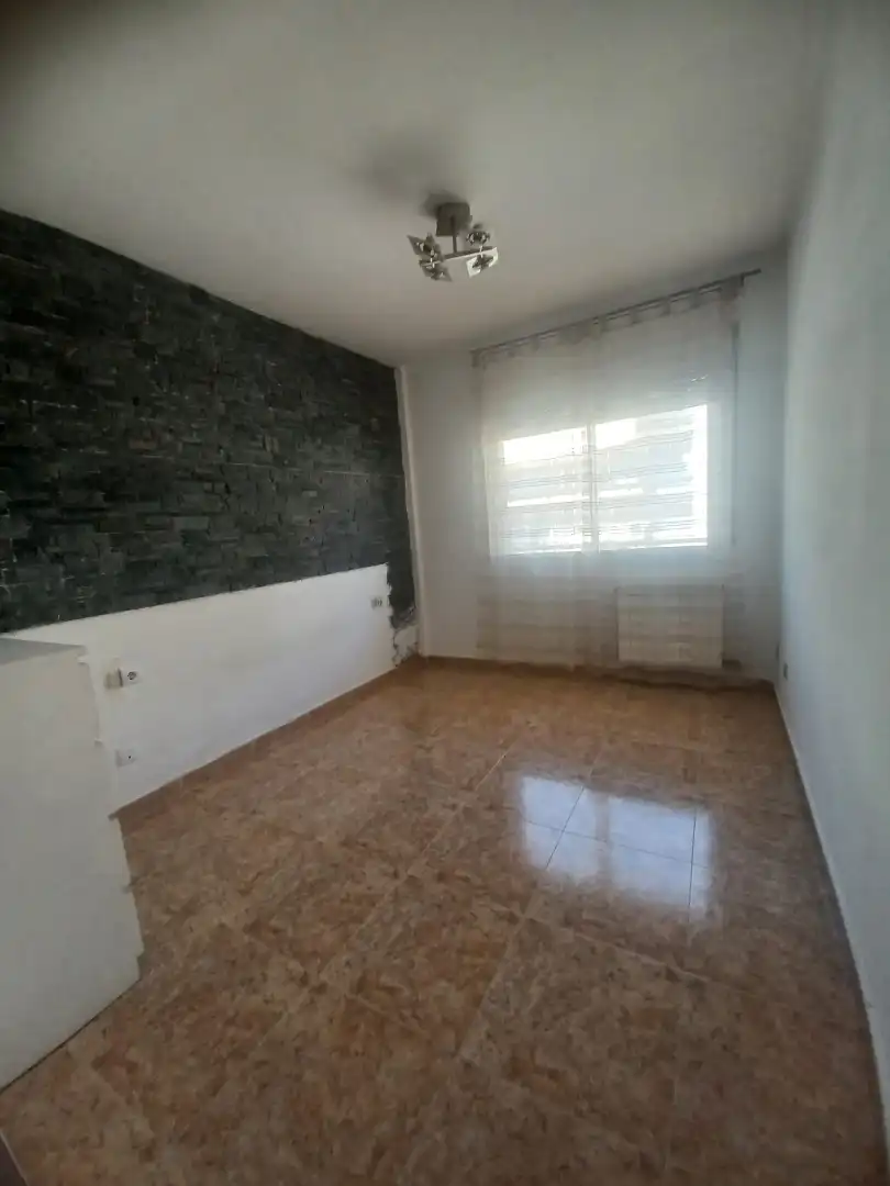 Habitación de Ático en venta en Sant Andreu de la Barca con Calefacción, Terraza y Trastero