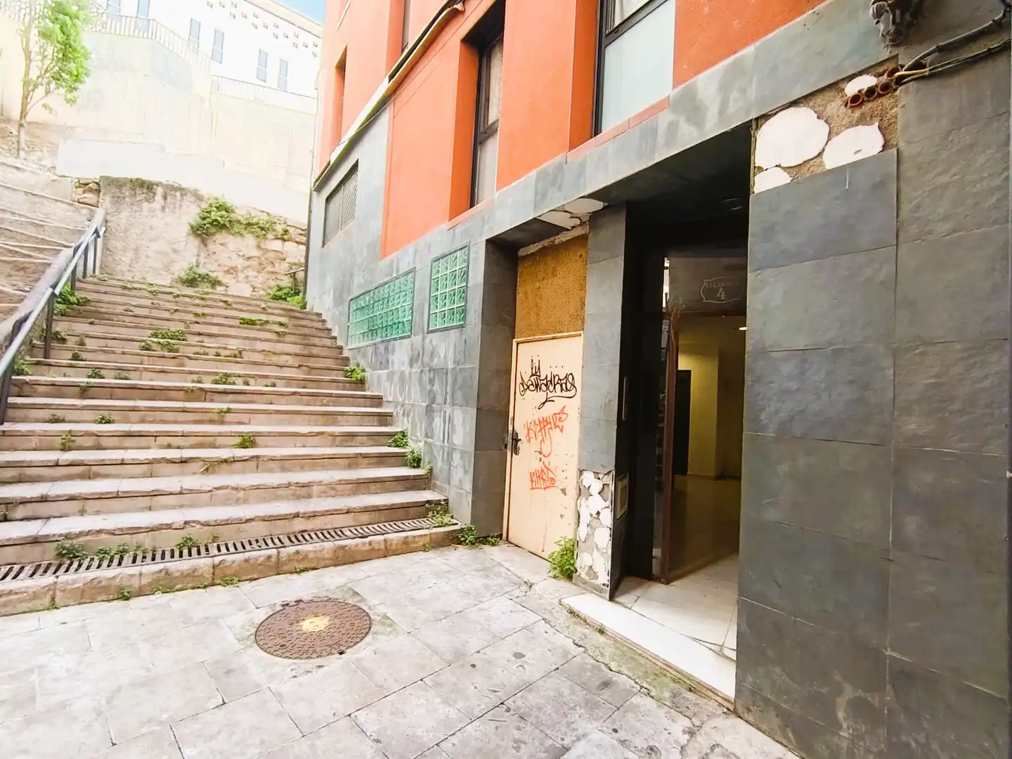 Gewerbefläche zum Verkauf in Carrer Lamarca