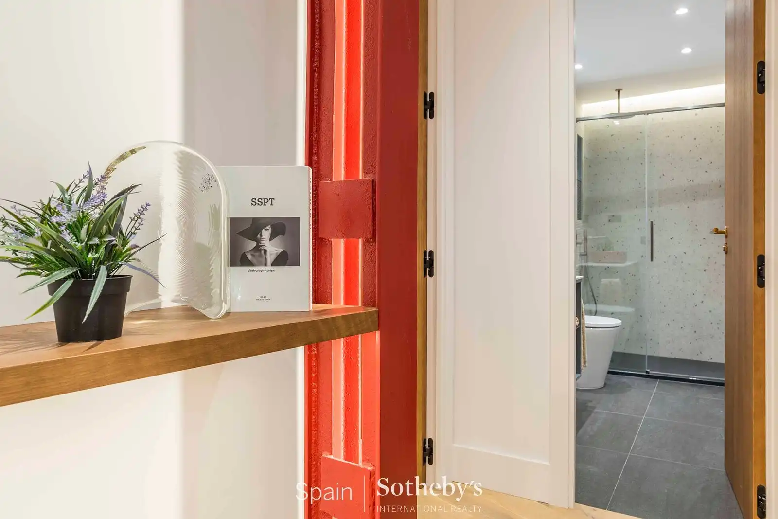 Apartments for sale in Madrid  with Air Conditioner