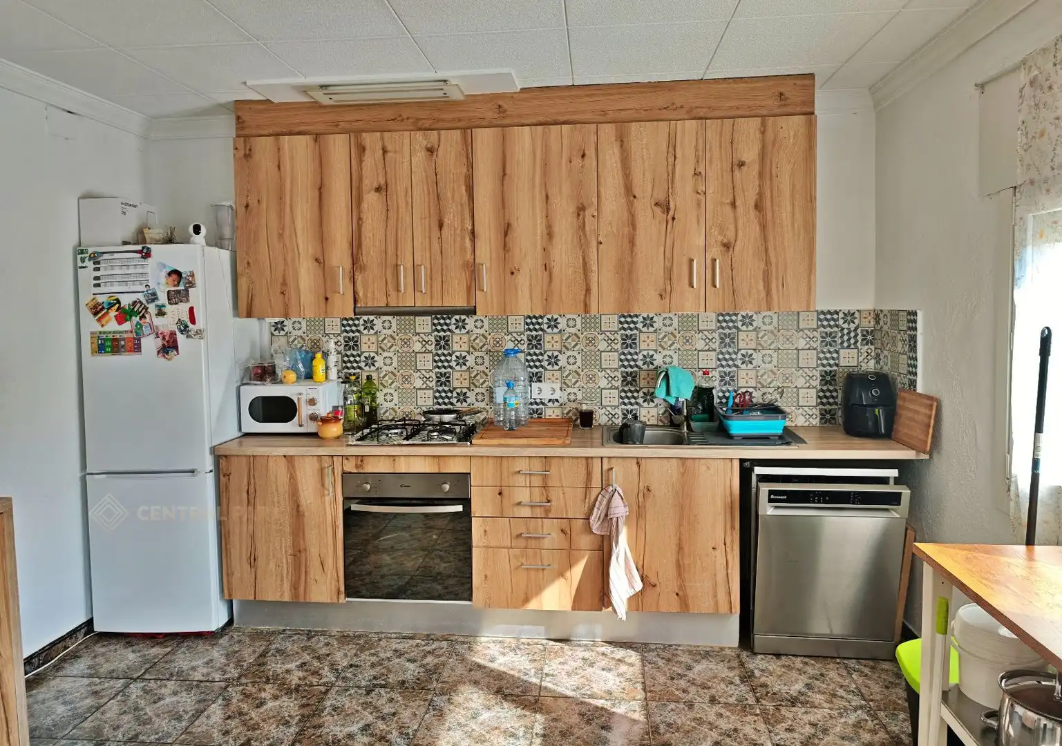 Cuina de Casa o xalet en venda en Pacs del Penedès amb Calefacció, Terrassa i Traster
