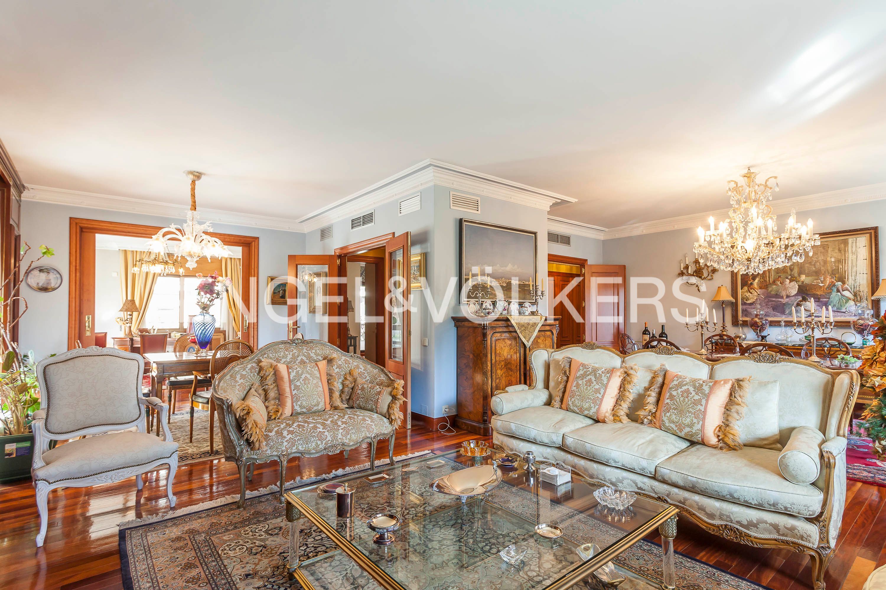 Living room of Apartment to rent in  Madrid Capital  with Air Conditioner, Heating and Private garden