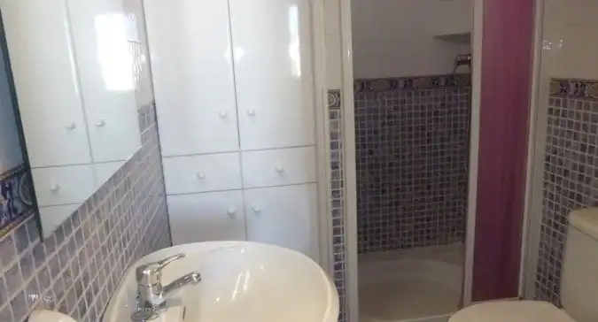 Apartamento de alquiler en Carrer de l'Almirall Roger de Llúria, Oliva Playa