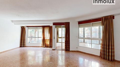 Foto 4 de Piso en venta en Calle Segura, Mercado, Alicante / Alacant
