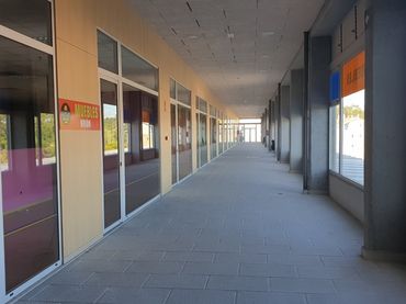 Local comercial en venda a C.C. Monte Balado, Brión.