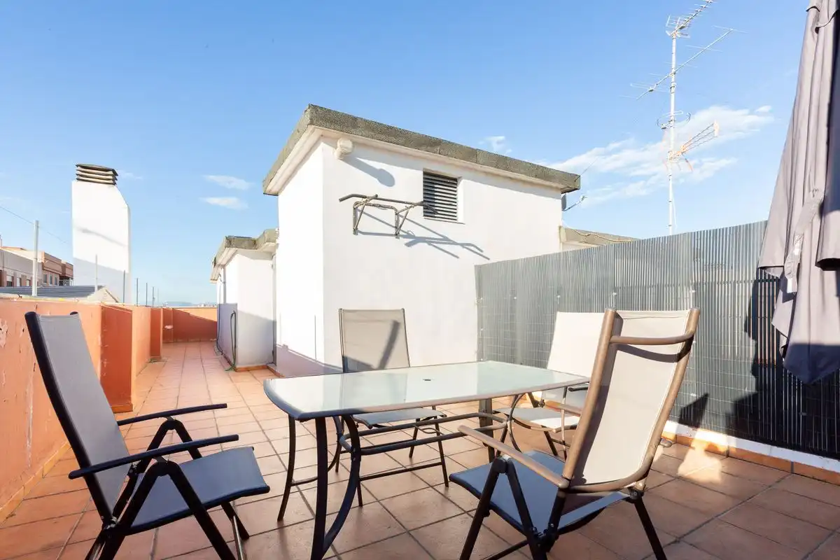 Terraza de Ático en venta en Mislata con Aire acondicionado, Calefacción y Jardín privado