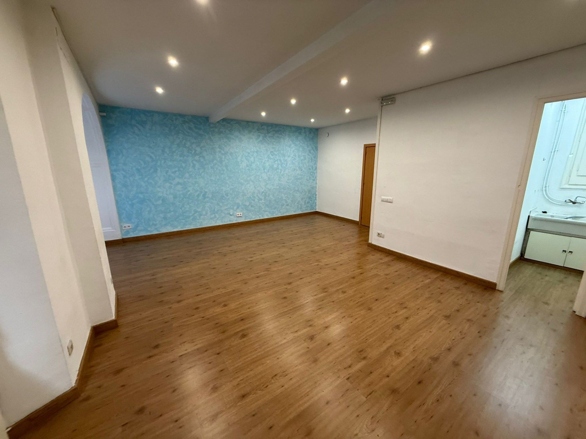 Oficina de lloguer a Nou, Centre - Barri Vell