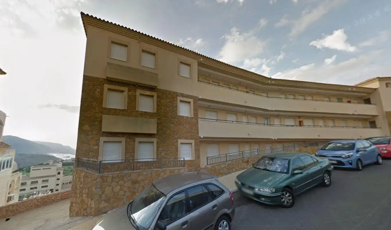 Pis amb ascensor en venda a HIGUERAS DE LAS (ENV) 82