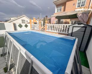 Swimming pool of Single-family semi-detached for sale in Valdemoro  with Air Conditioner, Heating and Private garden