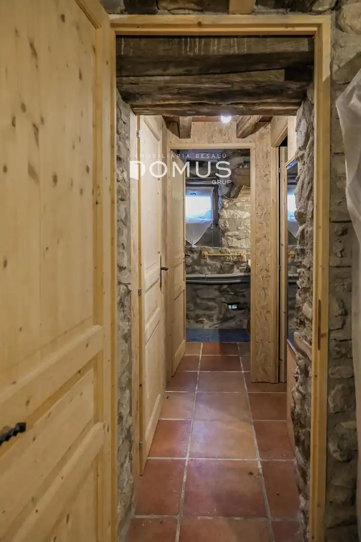Finca rústica en venta en Santa Pau con Calefacción, Parquet y Piscina