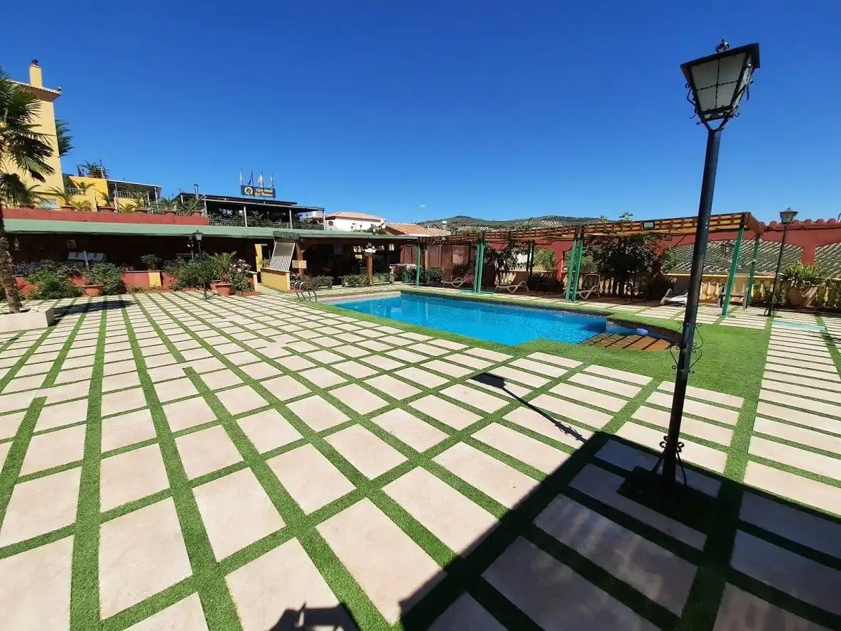 Piscina de Edifici en venda en Moclín