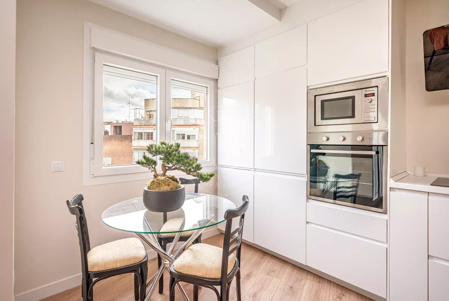 Kitchen of Flat for sale in  Madrid Capital  with Heating, Furnished and Balcony