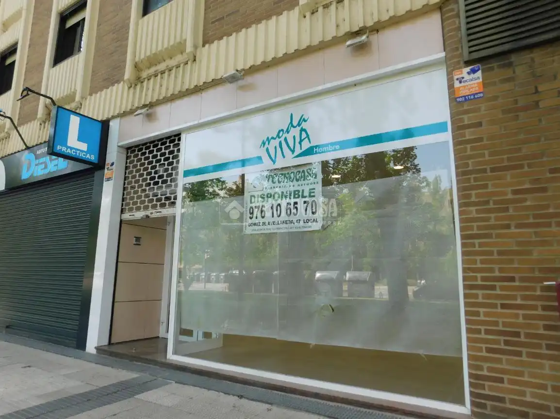 Geschaftsraum zur Miete in Zaragoza