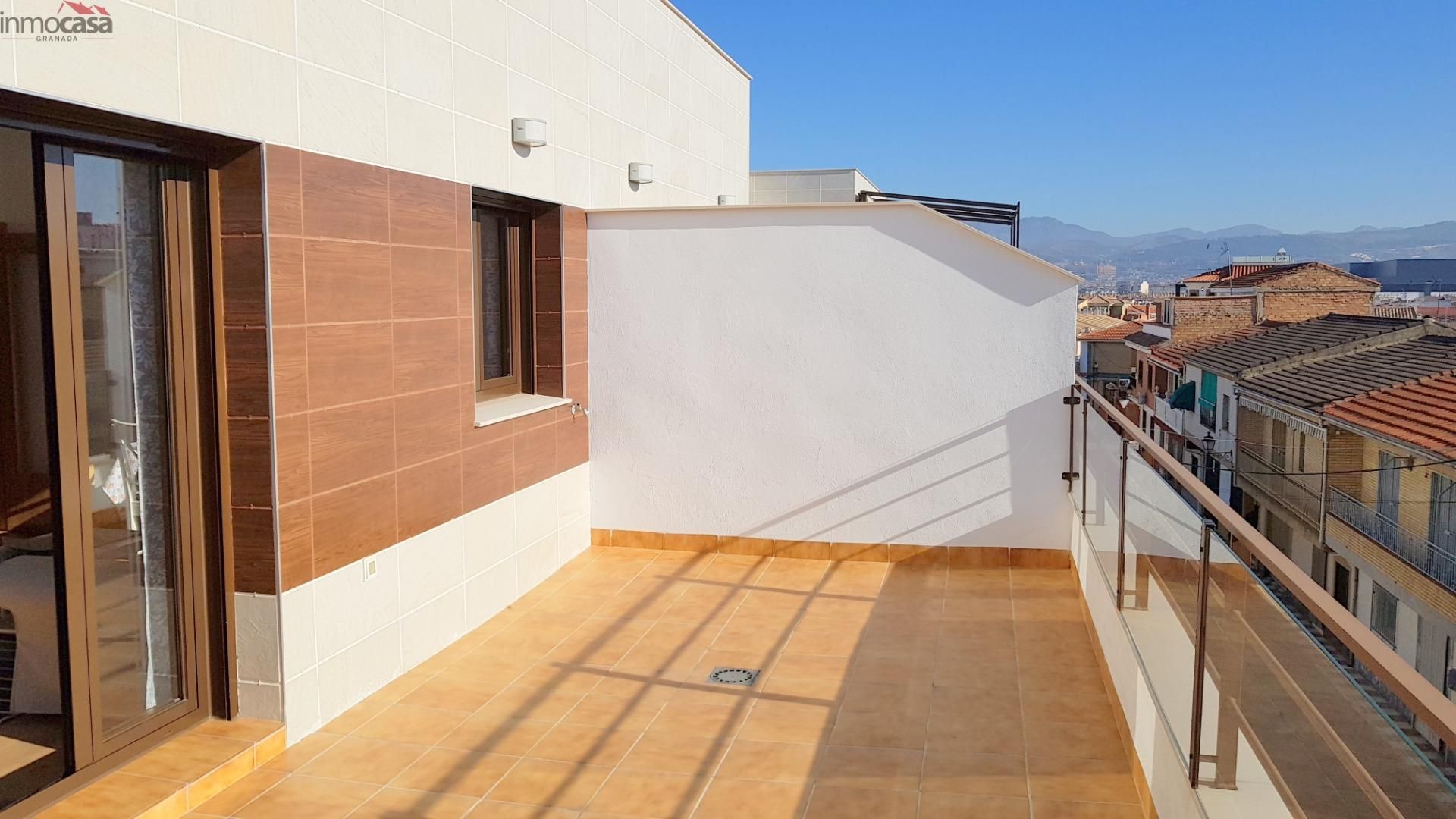 Terraza de Ático de alquiler en Armilla con Aire acondicionado, Terraza y Amueblado