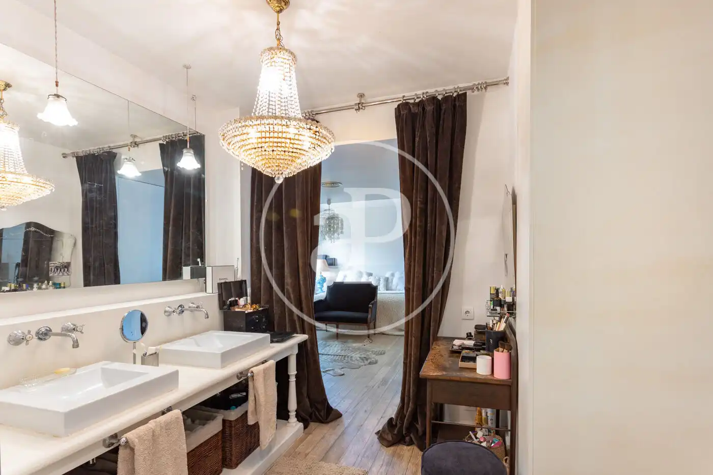 Baño de Piso de alquiler en Barcelona con Aire acondicionado, Calefacción y Jardín privado