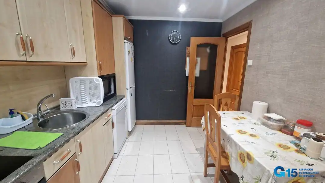 Flat for sale in Juan Ignacio Gamon Zumardia Aldapa, Erialdea / Centro