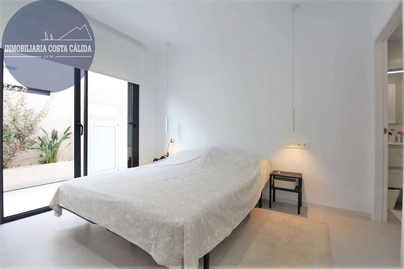 Habitación de Casa adosada en venta en Águilas con Aire acondicionado, Calefacción y Jardín privado