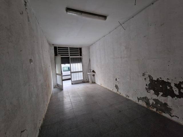 Local comercial en Alquiler en De Buenos Aires en Universidad