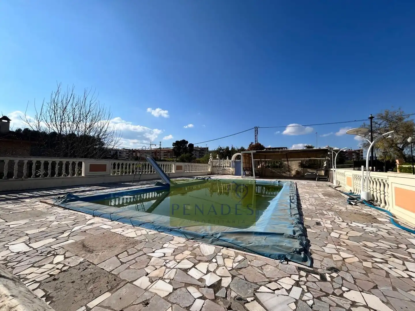 Piscina de Casa o xalet en venda en Ontinyent amb Aire condicionat, Jardí privat i Terrassa