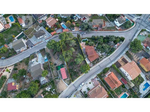 Terreno residencial en Venta en Calle Oliveras (Trencarroques) en Castellet i la Gornal