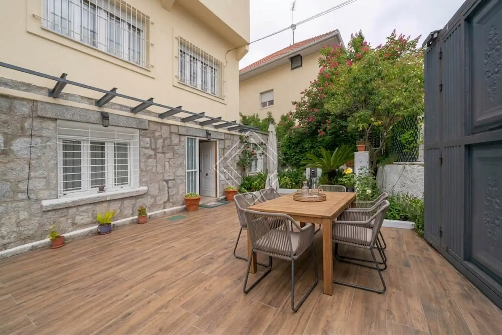 Terraza de Casa adosada en venta en  Madrid Capital