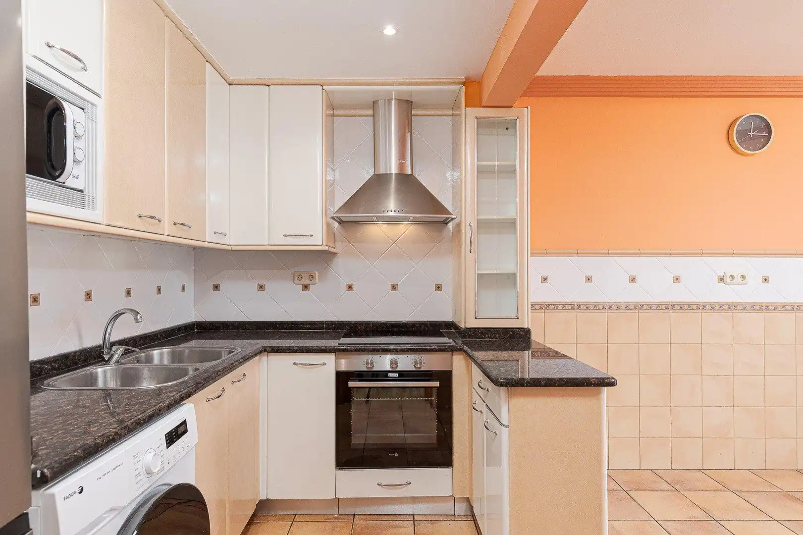 Cocina de Piso en venta en Hernani con Calefacción y Balcón