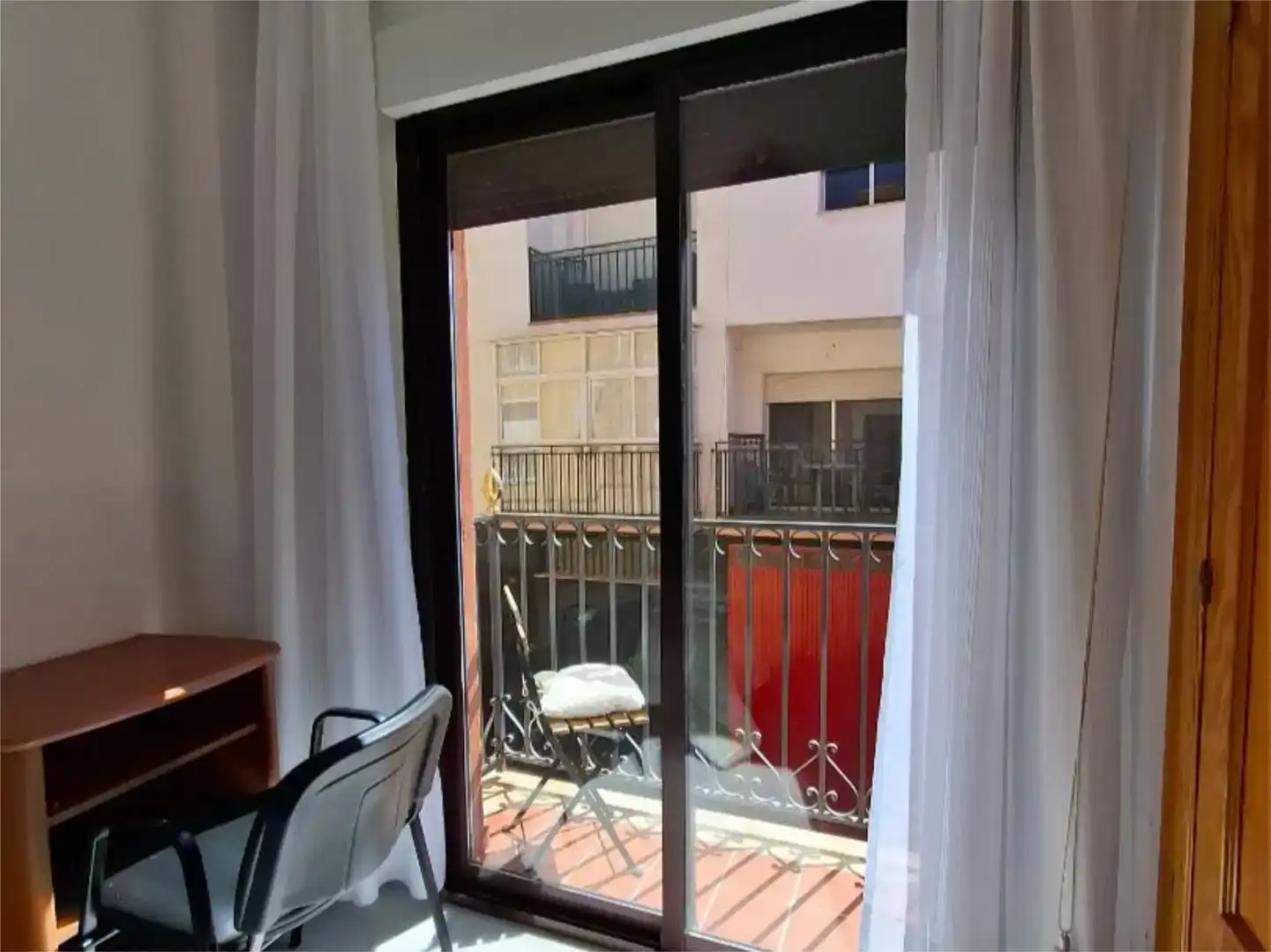 Terrassa de Pis per a compartir en La Zubia amb Aire condicionat, Moblat i Balcó