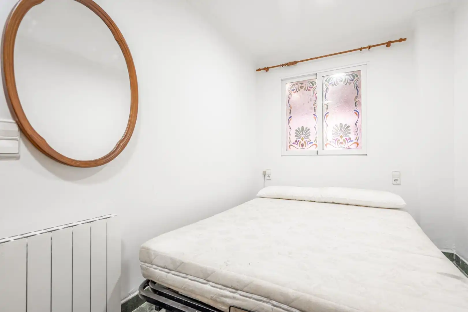 Schlafzimmer von Erdgeschoss zum Verkauf in Cullera mit Heizung