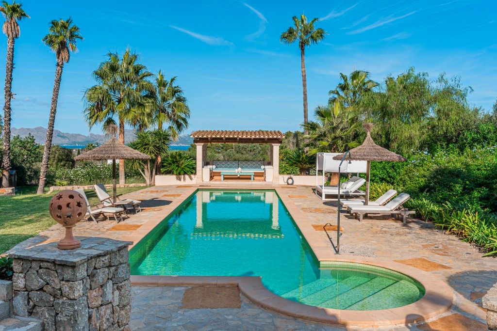 Swimming pool of Country house for sale in Alcúdia  with Private garden, Terrace and Swimming Pool