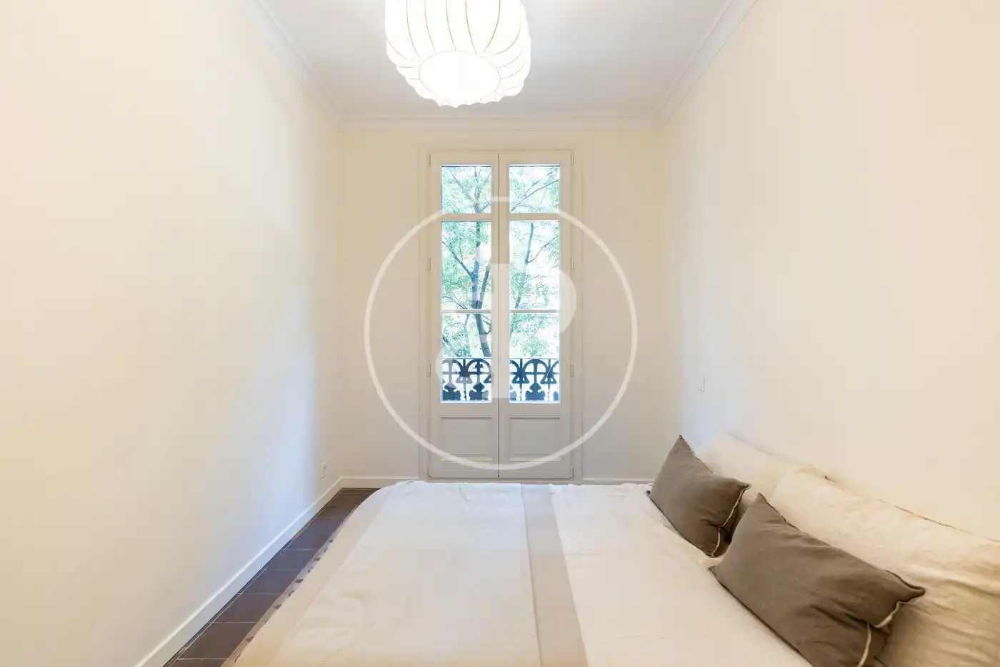 Schlafzimmer von Wohnung zum Verkauf in Barcelona mit Klimaanlage, Heizung und Terrasse