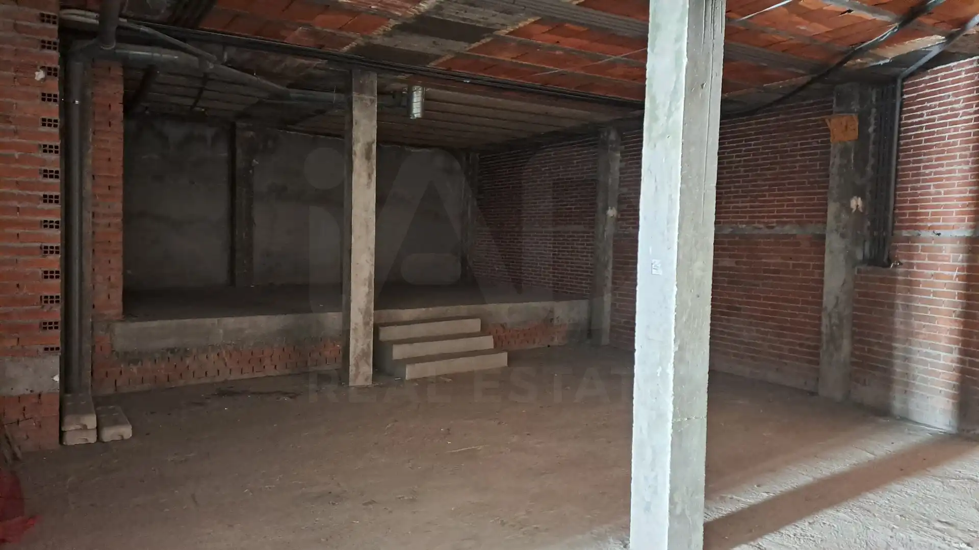 Commercial properties for rent in Meco