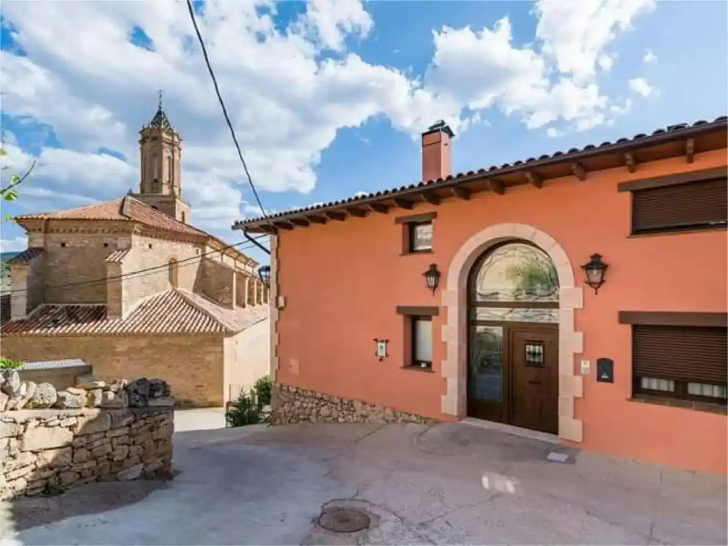 Vista exterior de Piso de alquiler en Cubla con Aire acondicionado, Jardín privado y Amueblado