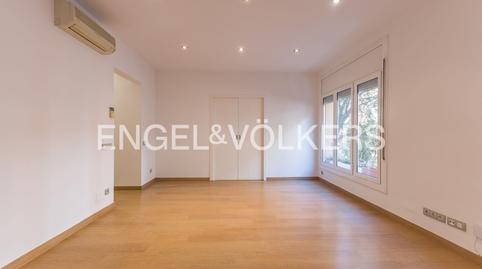 Foto 3 de Apartament en venda a Barri de les Corts, Barcelona