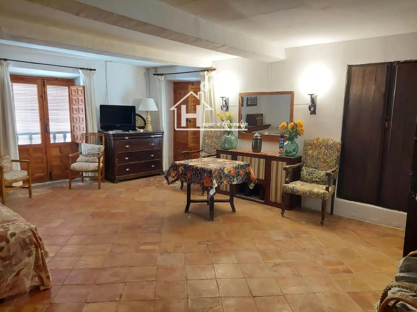 Sala de estar de Casa o chalet en venta en Millana con Jardín privado, Piscina y Balcón