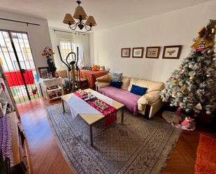 Living room of Flat for sale in Marbella  with Furnished, Oven and Washing machine